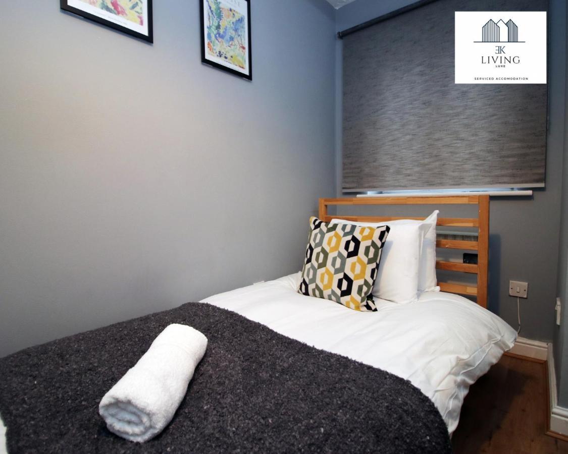 Spacious 3 Bedroom Duplex Apartment On Cardiff Bay - Free Parking & Wifi By Ekliving Luxe Short Lets & Serviced Accommodation ภายนอก รูปภาพ