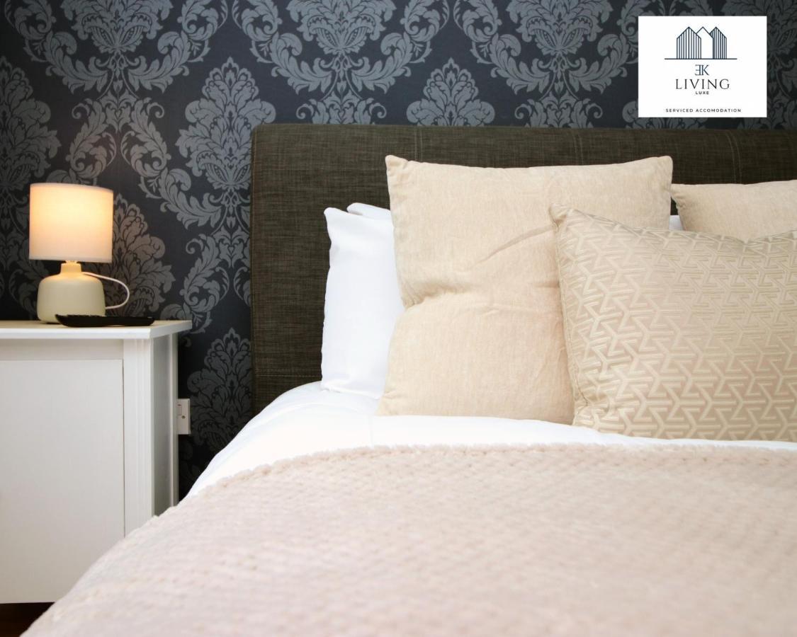 Spacious 3 Bedroom Duplex Apartment On Cardiff Bay - Free Parking & Wifi By Ekliving Luxe Short Lets & Serviced Accommodation ภายนอก รูปภาพ