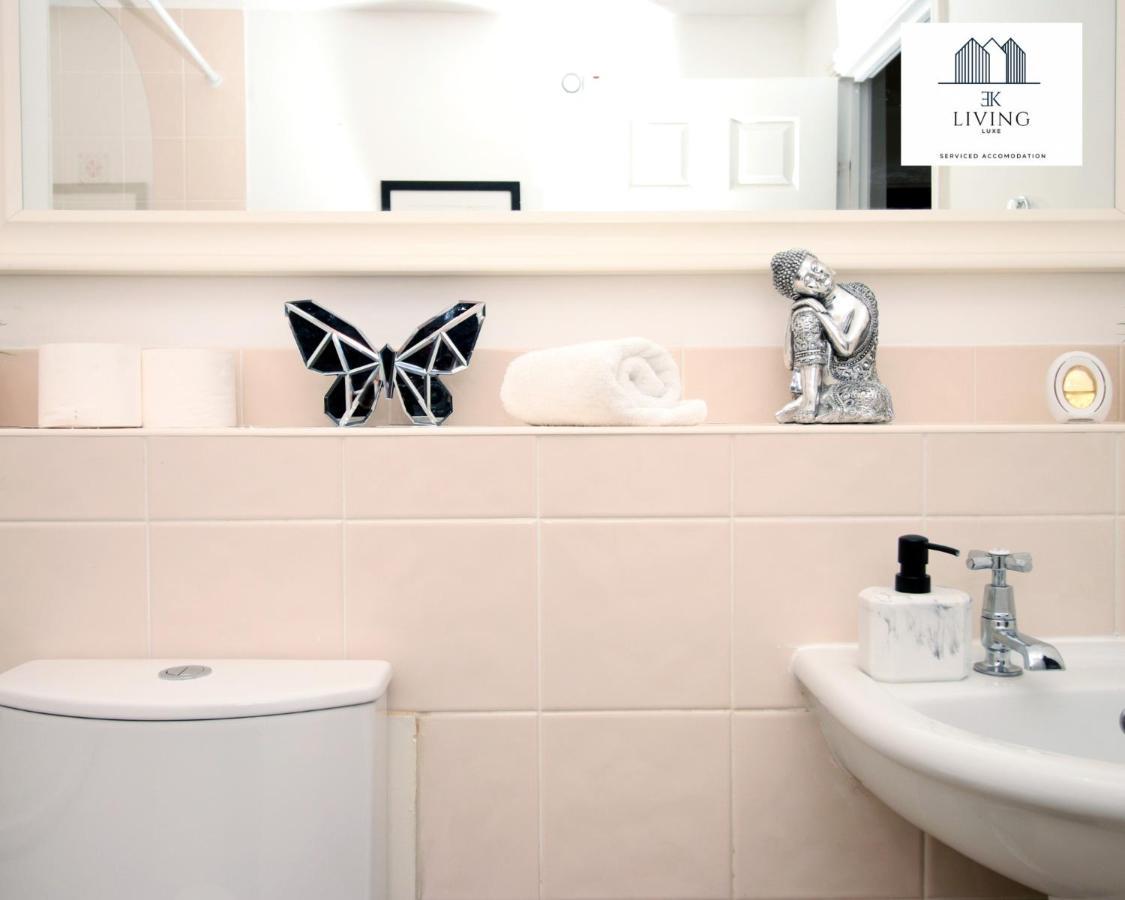 Spacious 3 Bedroom Duplex Apartment On Cardiff Bay - Free Parking & Wifi By Ekliving Luxe Short Lets & Serviced Accommodation ภายนอก รูปภาพ